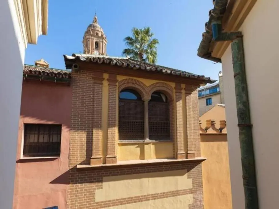 Chic Casa Cathedral At Calle Fresca 2-Bedroom Apartment In Malaga City Center