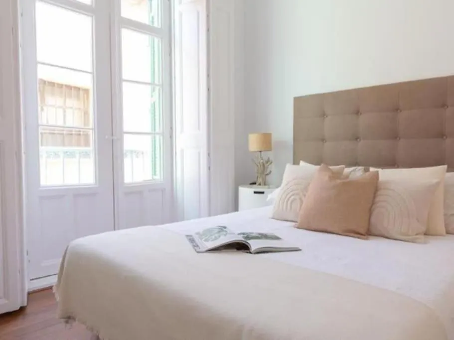 Chic Casa Cathedral At Calle Fresca 2-Bedroom Apartment In Malaga City Center 0*,  İspanya